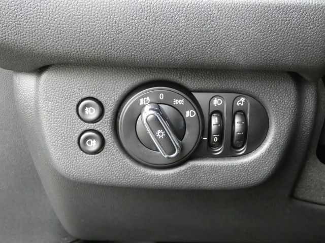 MINI Cooper Clubman DAB LED RFK Navi Komfortzg. Shz