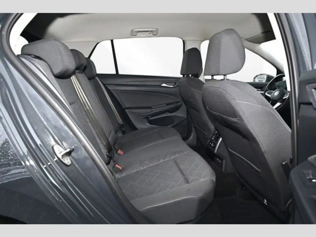 Volkswagen Golf DSG Life