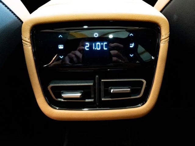 Mazda 6e Plus Takumi