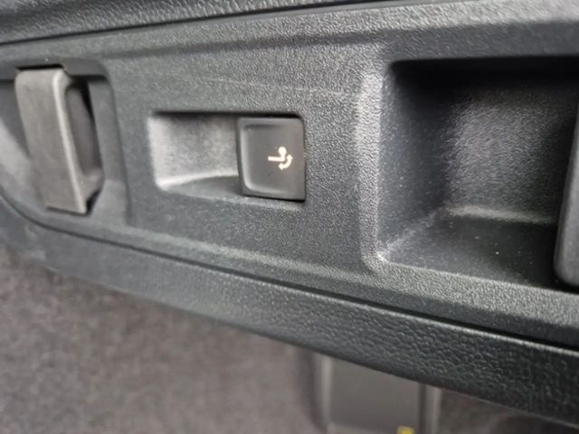 Volkswagen Passat 1.5 eTSI DSG Variant