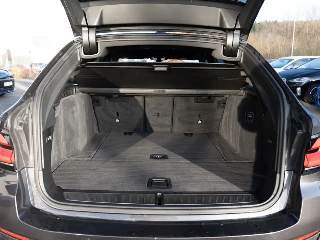 BMW 520 520d M-Sport Touring xDrive