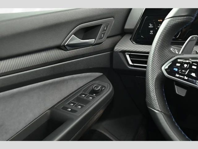 Volkswagen Golf 2.0 TSI DSG Golf VIII