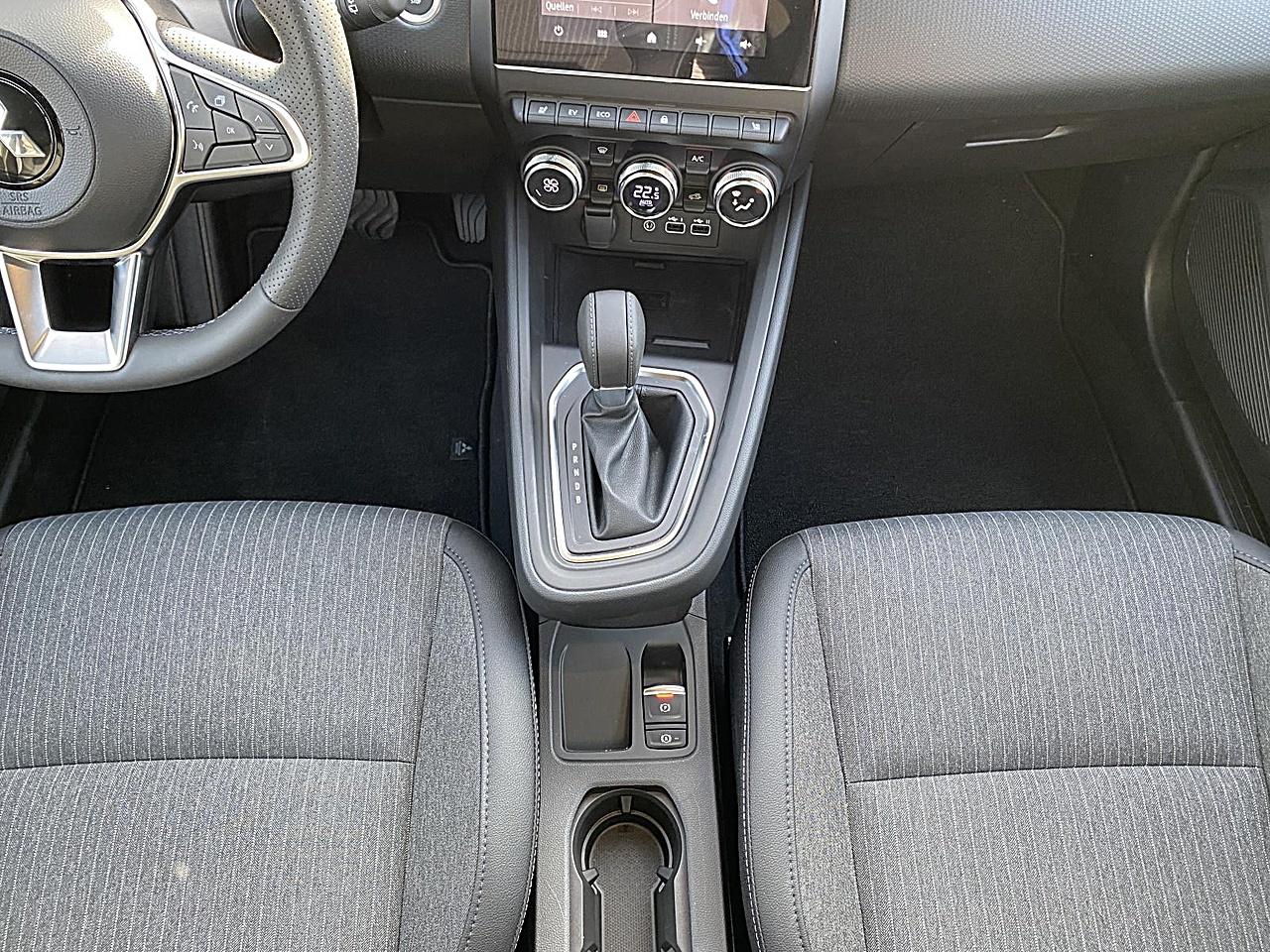 Mitsubishi Colt Hybrid