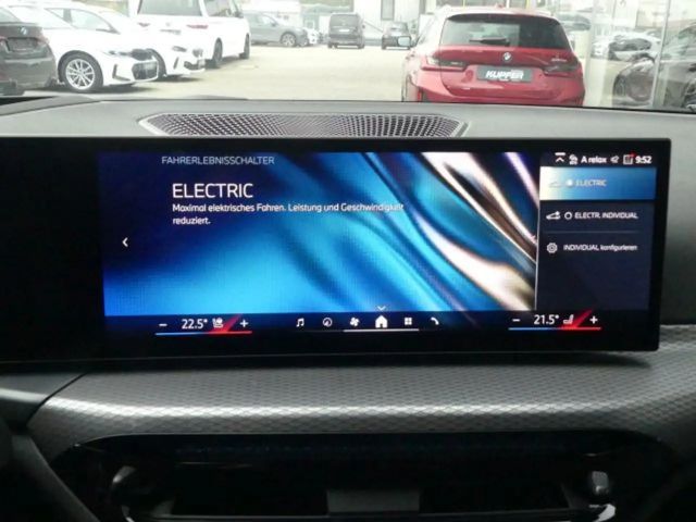 BMW 330 330e M-Sport Touring