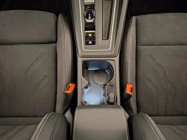 Volkswagen Golf Business DSG Variant