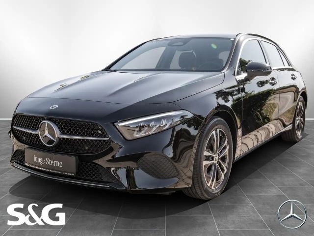 Mercedes-Benz A 200 Hatchback Progressive
