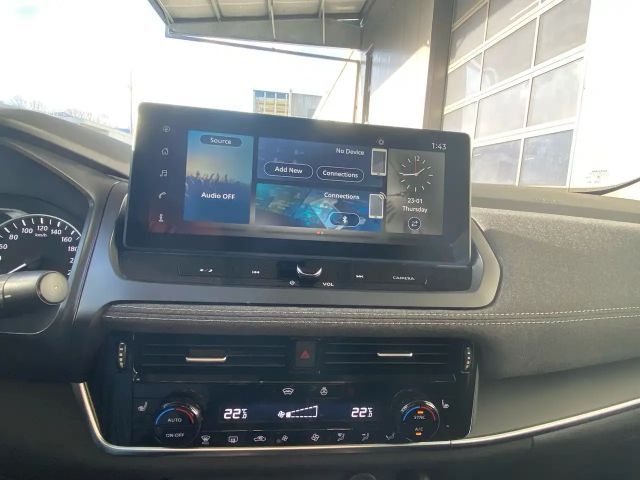 Nissan Qashqai 1,3 MHEV First Edition +