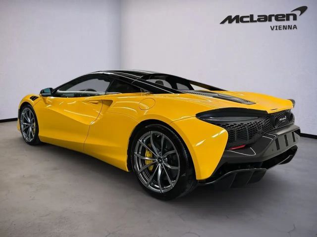 McLaren Artura Artura / MSO Volcano Yellow / Leasing 1,99%