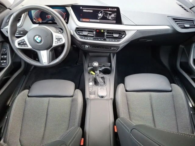 BMW 118 118i Advantage pakket Sedan