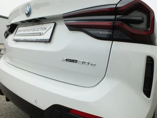 BMW X3 xDrive30e