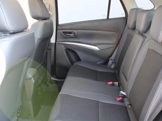 Suzuki S-Cross AllGrip Flash Hybrid