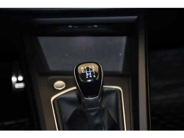 Volkswagen Golf 1.5 TSI Golf VIII