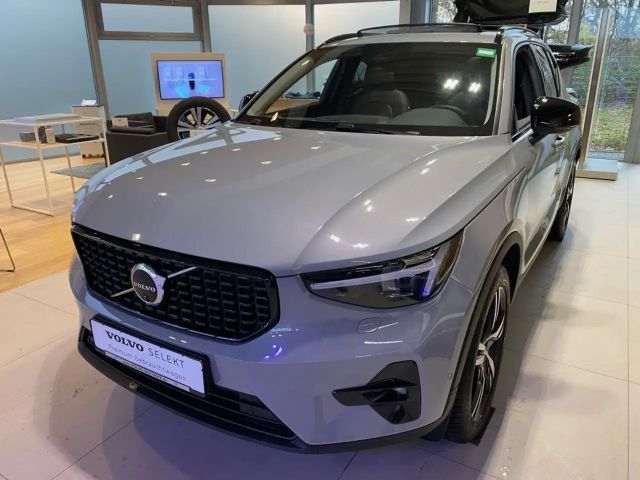 Volvo XC40 Dark Plus