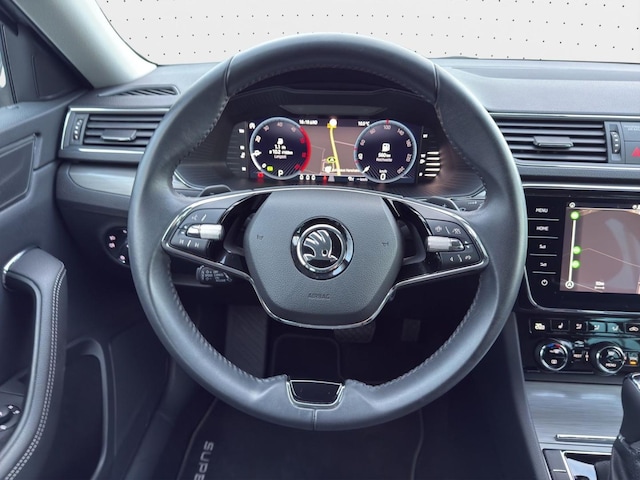 Skoda Superb 2.0 TDI Combi Style Style