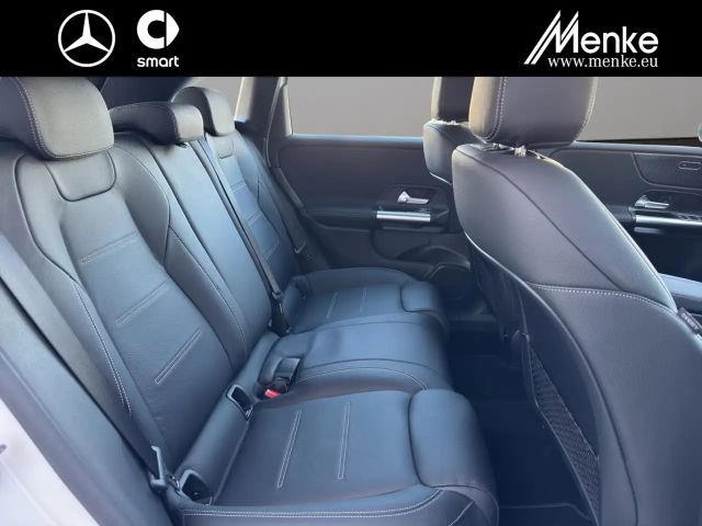 Mercedes-Benz B 180 Kamera+Elektr.-Heckkl+Leder+LED+Lenkradhzg