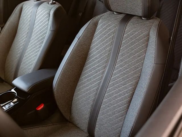 Peugeot 2008 Allure Pack PureTech