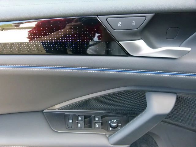 Volkswagen Tiguan 2.0 TSI 4Motion R-Line