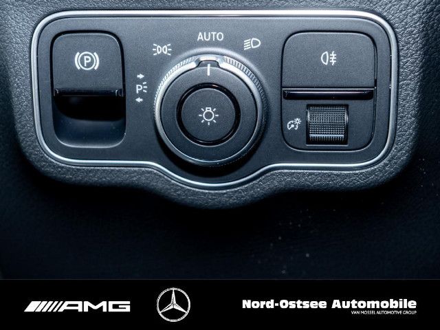 Mercedes-Benz GLA 180 