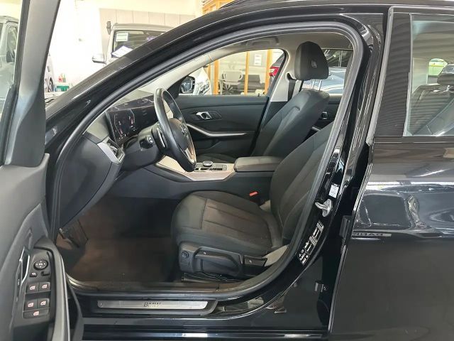 BMW 320 320d Touring xDrive