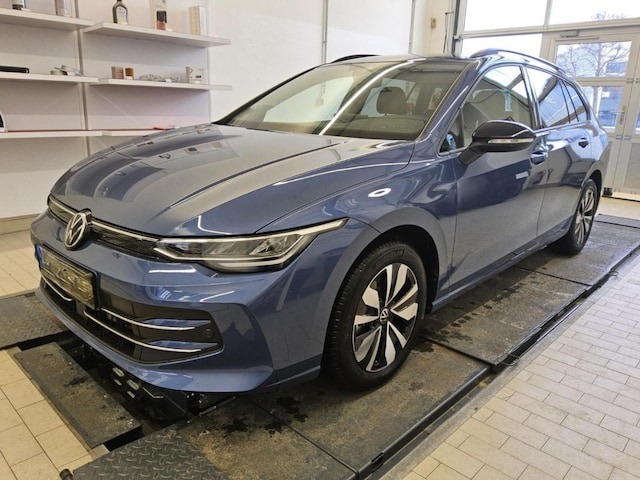 Volkswagen Golf 1.5 eTSI Golf VIII Variant