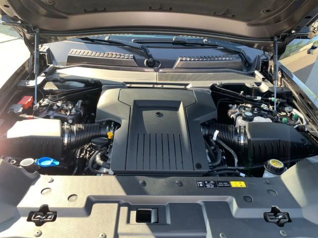 Land Rover Defender 110 AWD