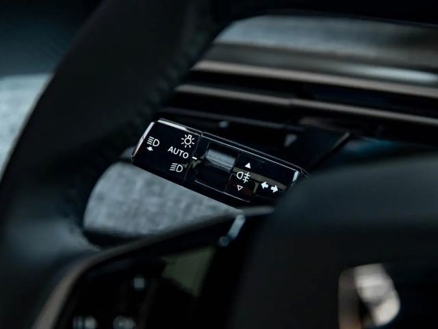 Peugeot 5008 Elektrisch 210 PK | 7-zit | Camera | Navi | Air...