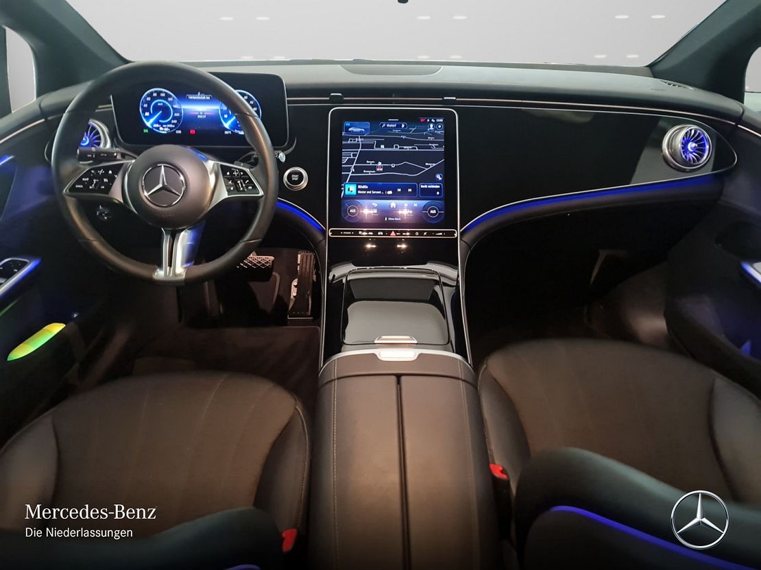 Mercedes-Benz EQE 300 Sedan