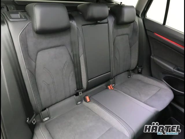 Volkswagen Golf 1.5 eTSI DSG Style Variant