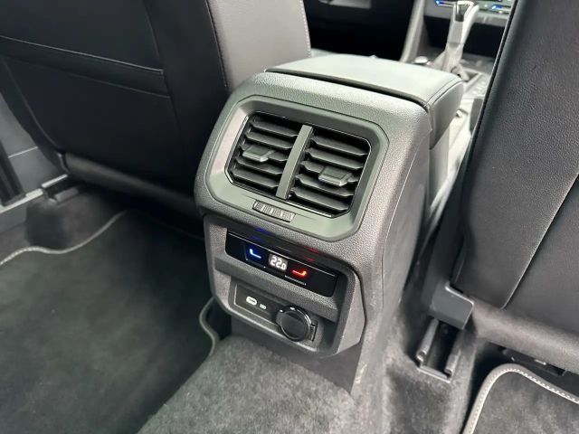 Volkswagen Tiguan 2.0 TSI Allspace R-Line