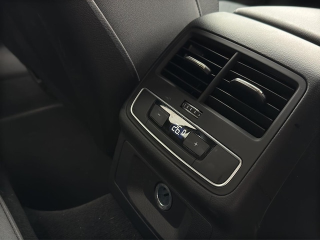 Audi A4 40 TDI Avant S-Tronic