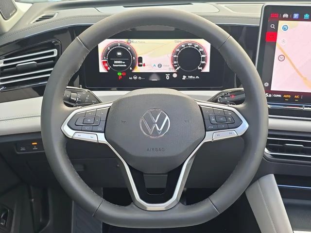 Volkswagen Tiguan TDI 4Mo STNDHZ AHK PANO A-LEDER 360° H&K