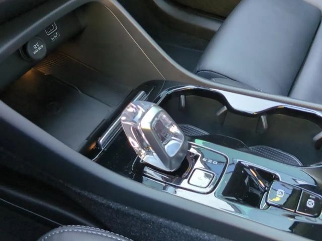 Volvo XC40 Dark Recharge T5 Ultimate