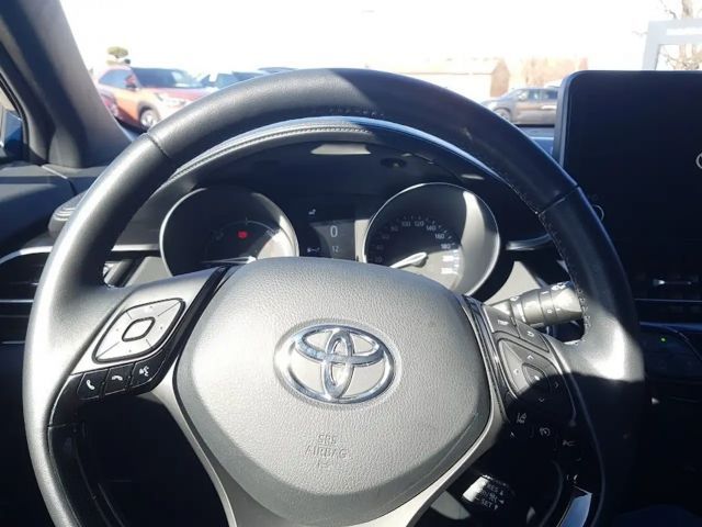 Toyota C-HR Hybride Team D