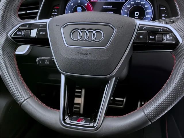 Audi S6 Avant Quattro