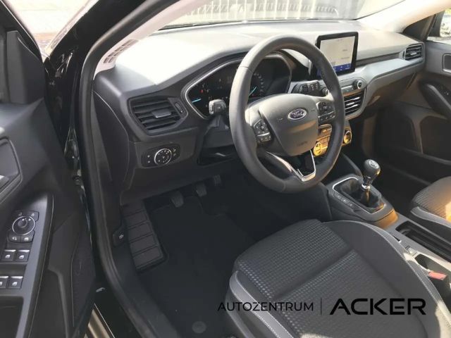 Ford Focus Cool & Connect