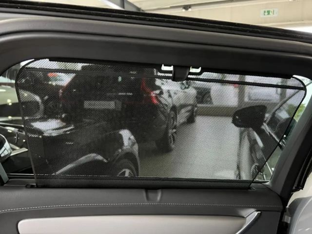 Volvo V90 AWD Dark Plus Recharge T6