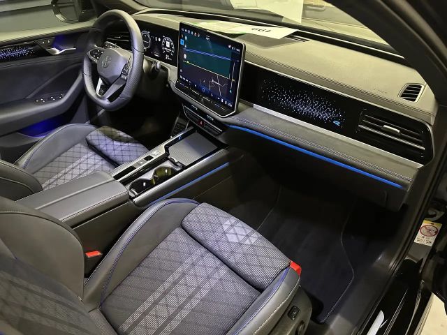 Volkswagen Passat 4Motion R-Line Variant