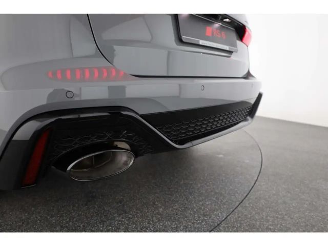 Audi RS6 Avant Quattro