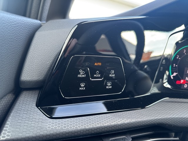 Volkswagen Golf 2.0 TSI DSG GTI