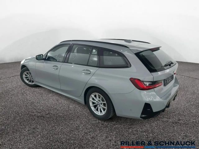 BMW 320 320i M-Sport Touring