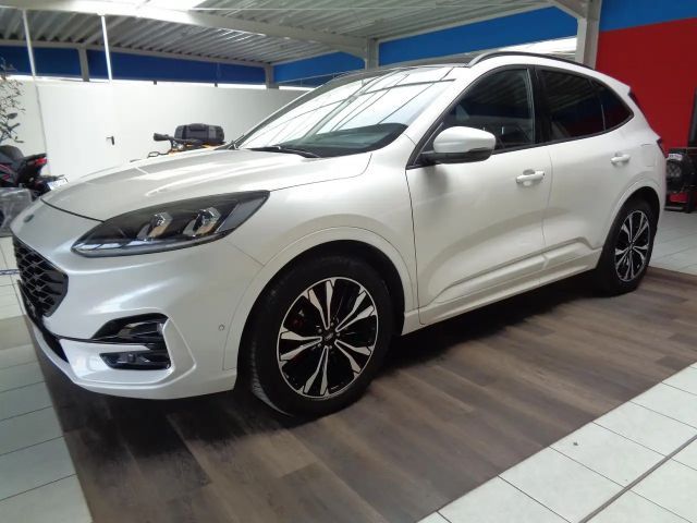 Ford Kuga Hybrid ST Line X
