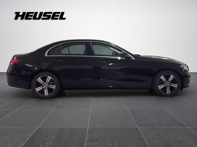 Mercedes-Benz C 180 AVANTGARDE Sedan