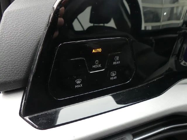 Volkswagen Golf Golf VIII Life Variant