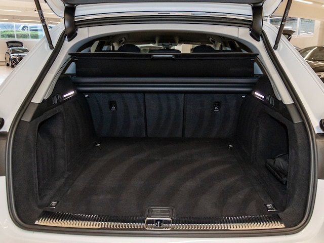 Audi A4 40 TDI Avant S-Line S-Tronic