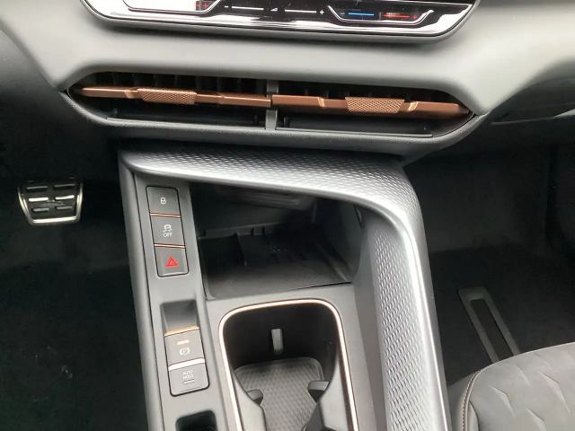 Cupra Terramar 1.5 e-Hybrid VZ