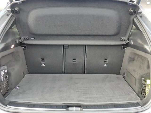 Mercedes-Benz GLA 180 Progressive