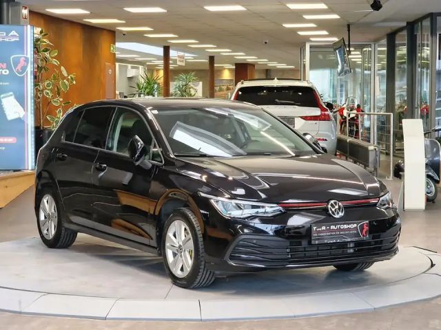 Volkswagen Golf 1.0 TSI Life