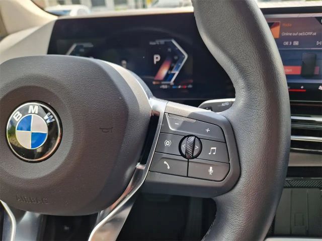 BMW 218 218i Active Tourer Sedan