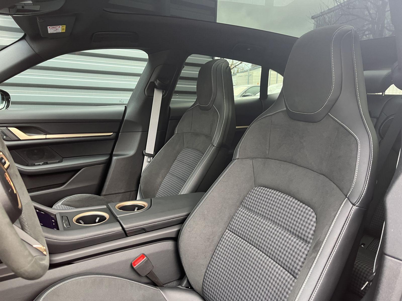 Porsche Taycan Sport Turismo