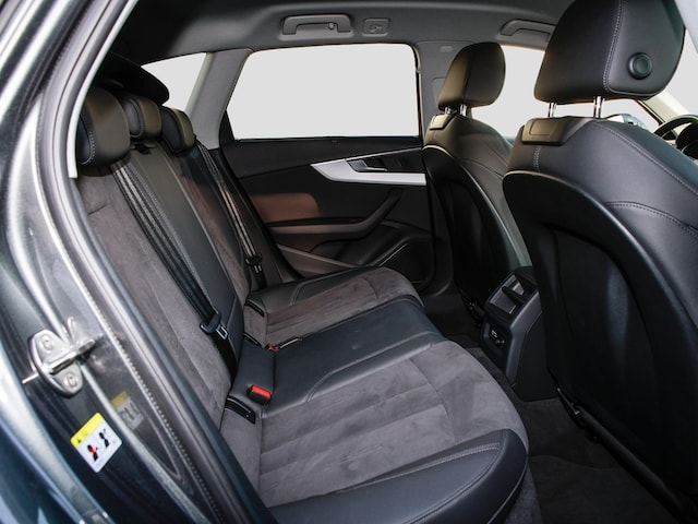 Audi A4 45 TFSI Avant Quattro S-Line S-Tronic